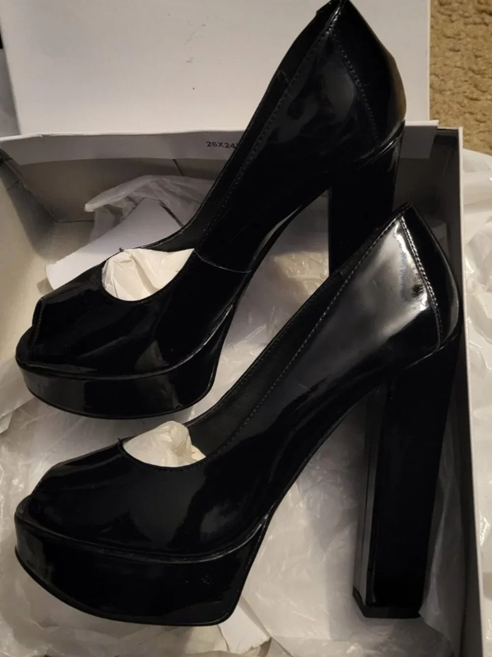 BAKERS BLACK PATENT LEATHER 